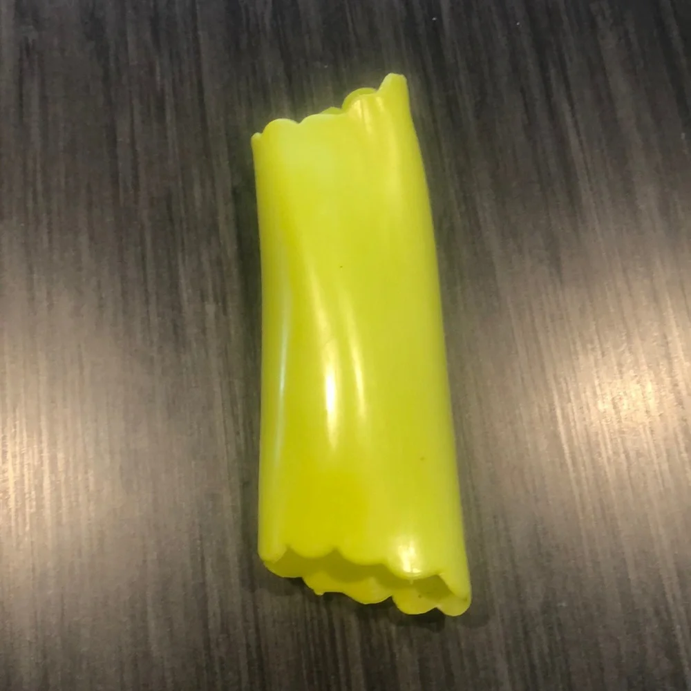 GARLIC Press Grater Crack Peel Peeler Tube Green